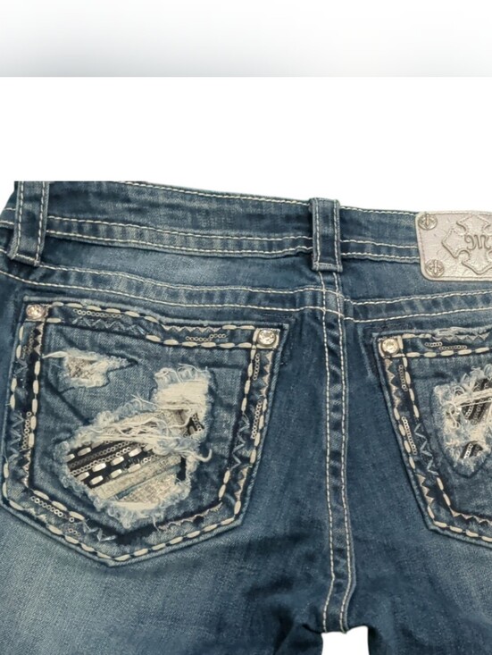 Miss Me Denim - Miss Me Jeans Women’s 31 Signature Boot Cut Medium Wash Rhinestone Stud Pocket